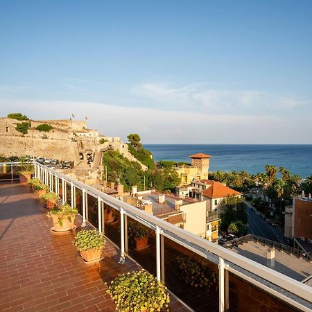 Hotel Careni Villa Italia Finale Ligure Exterior photo